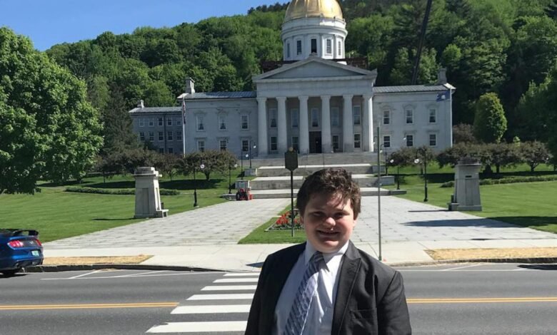 Ethan Sonneborn de Vermont.