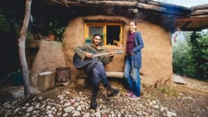 Birhan Erkutlu y Tuğba Günal.