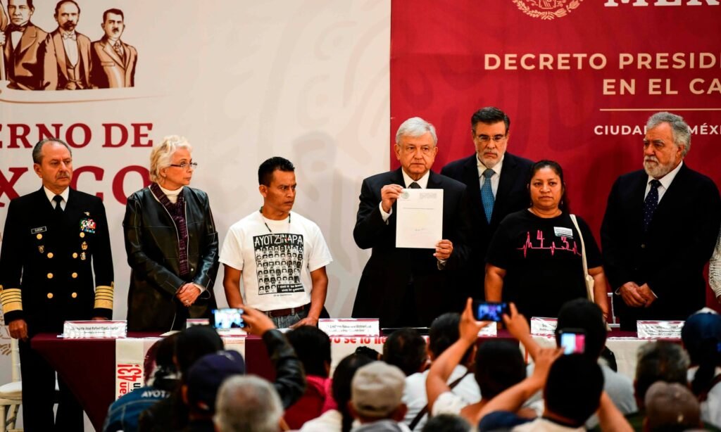 Ayotzinapa.