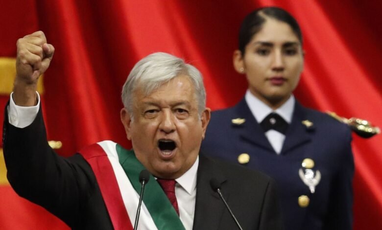 AMLO.