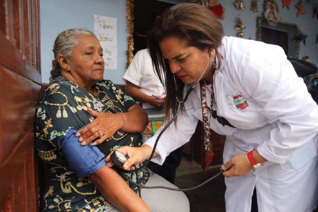 Misión Salud de Cuba.