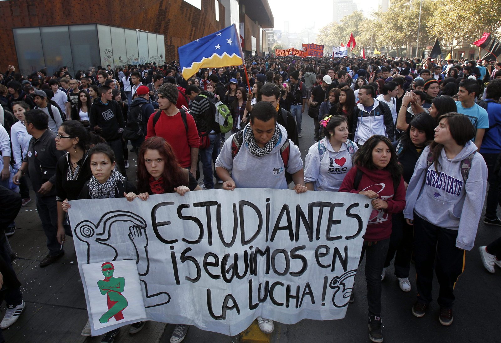 Estudiantes Chilenos.