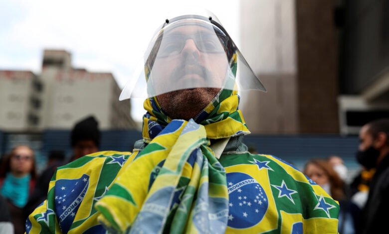 Brasileños Acorralados.