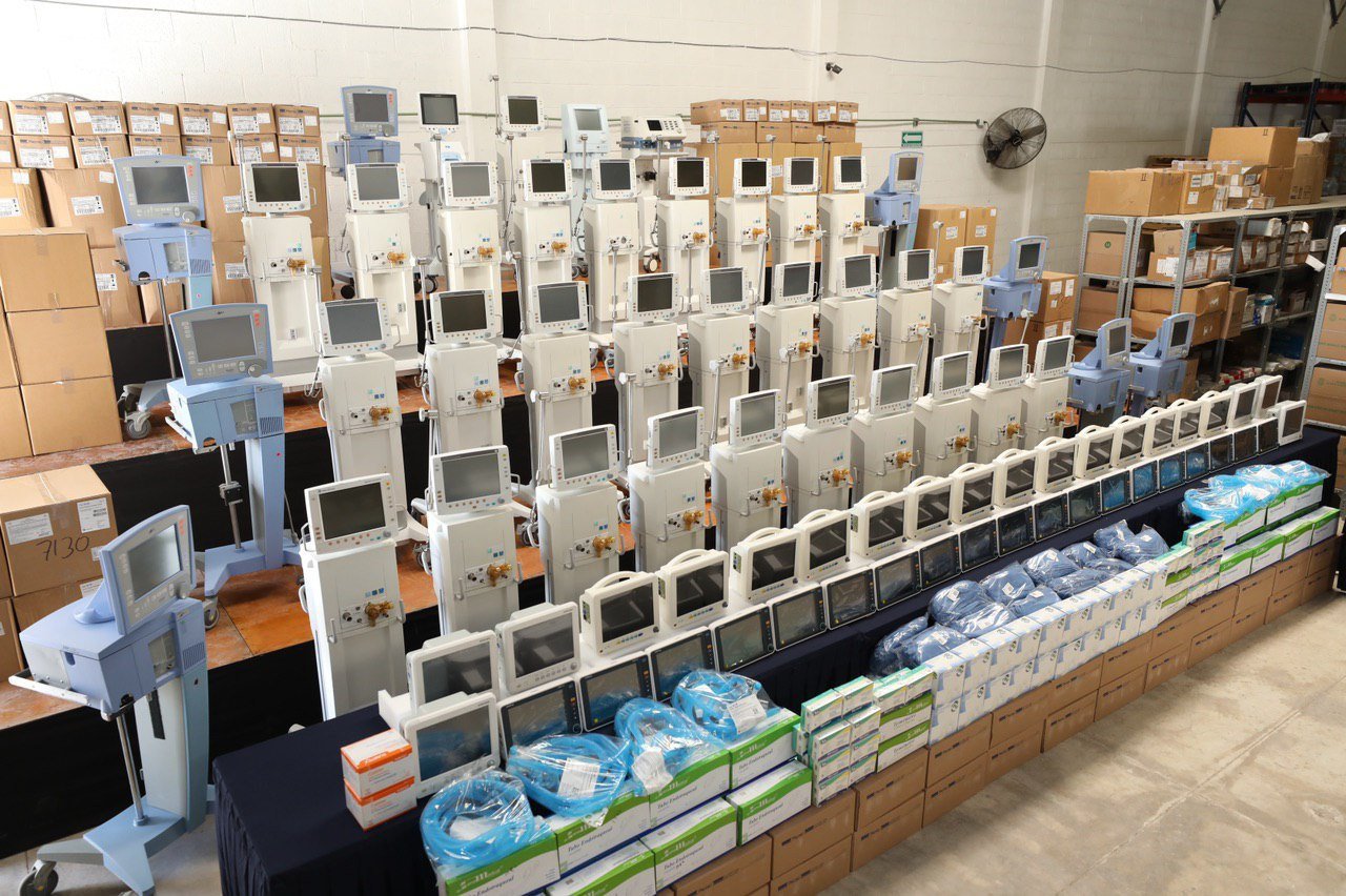 Respiradores a México.