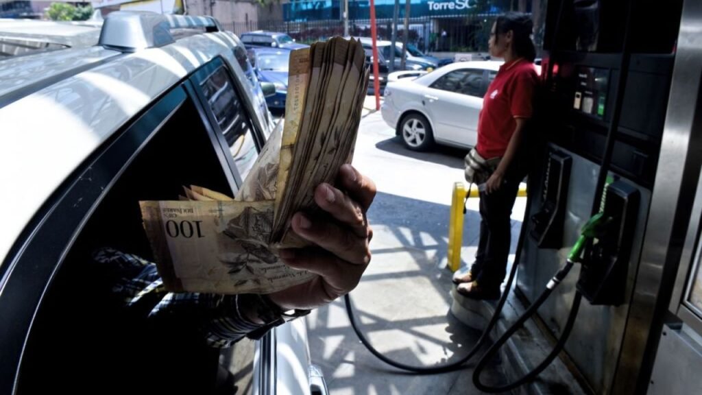 Combustible Venezuela.