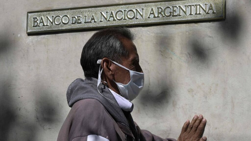 Contracción en Argentina.