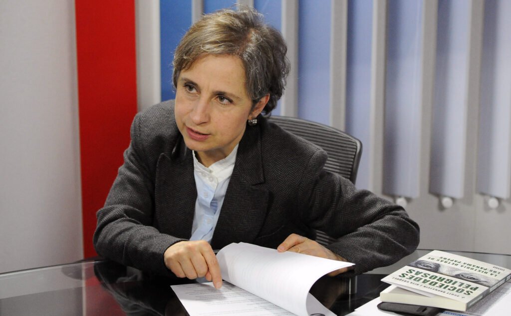 Aristegui en Silencio en la Radio.