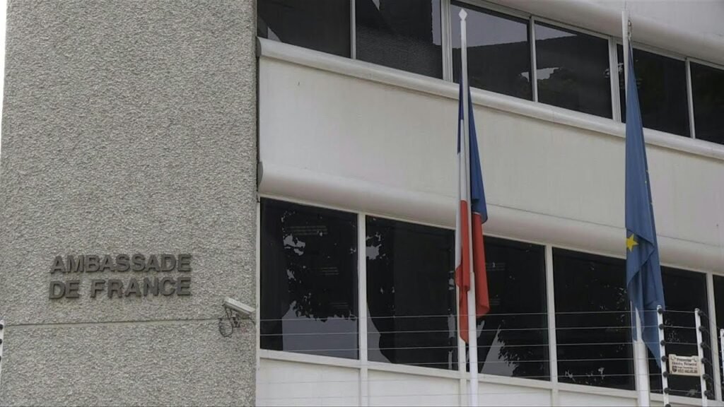 Embajada de Francia.