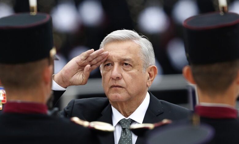 López Obrador se Rinde.