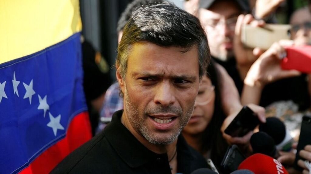 Leopoldo López se fuga.