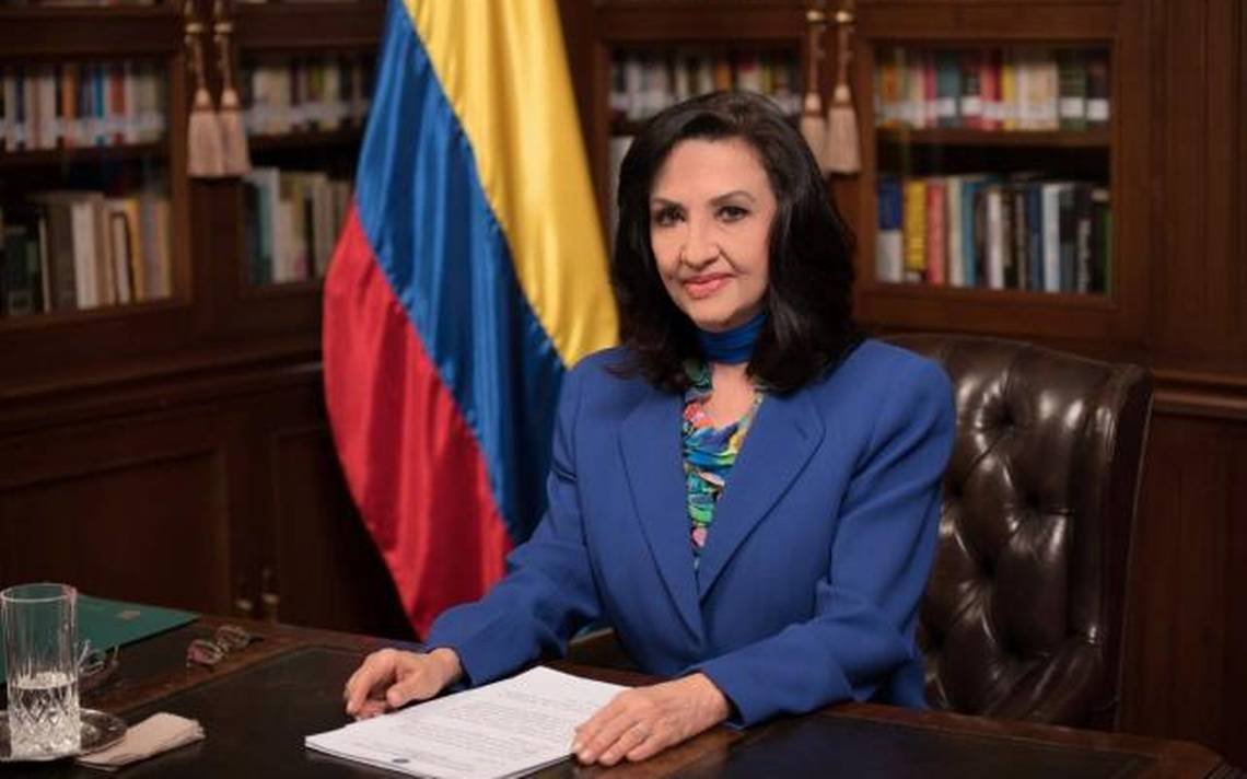 Renuncia Canciller Colombiana.