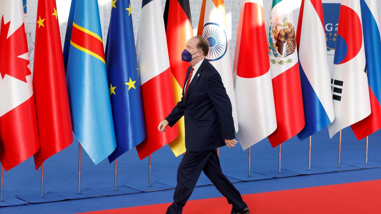 Banco Mundial ataca.