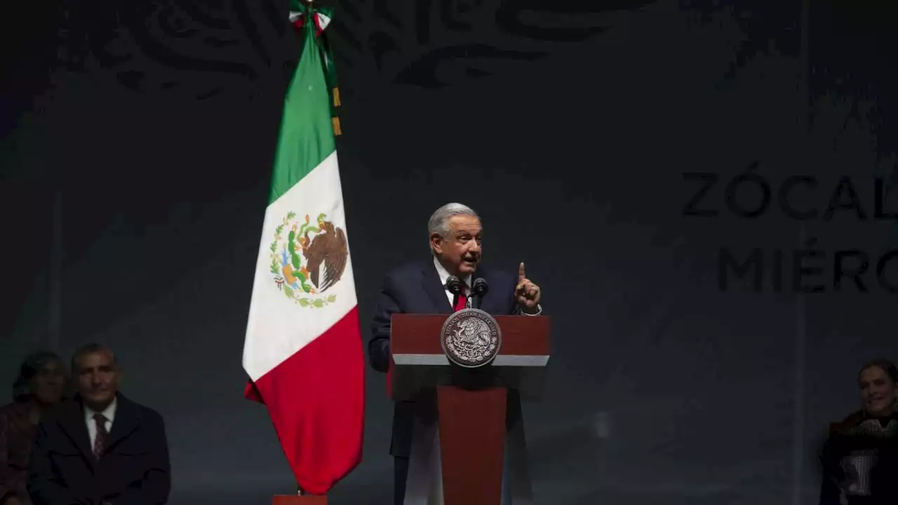 Democracia híbrida.