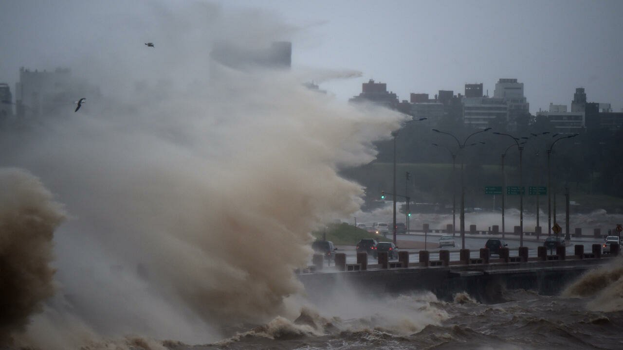 Tormenta Yakecan en Suramérica.