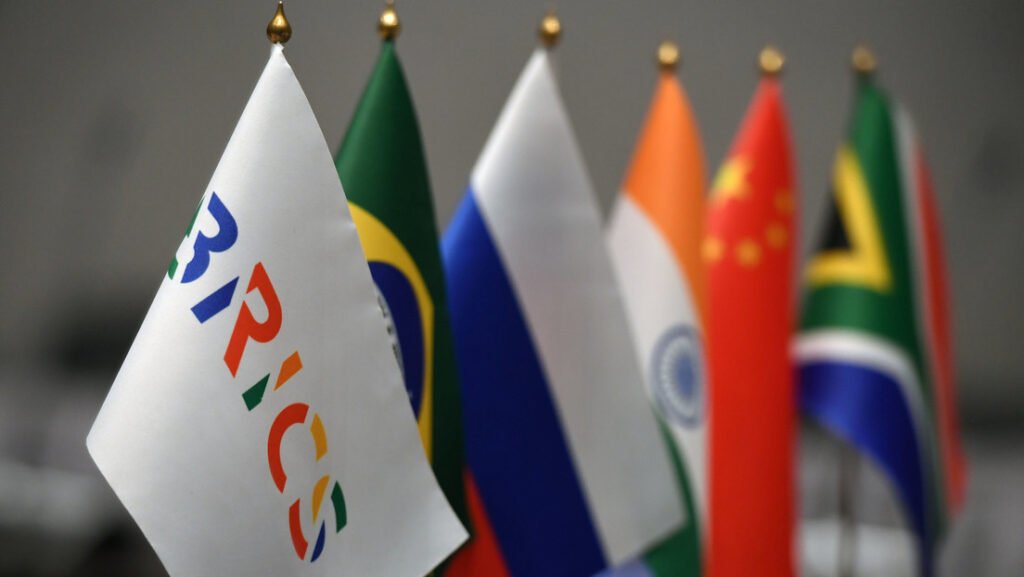 Sobre los BRICS.