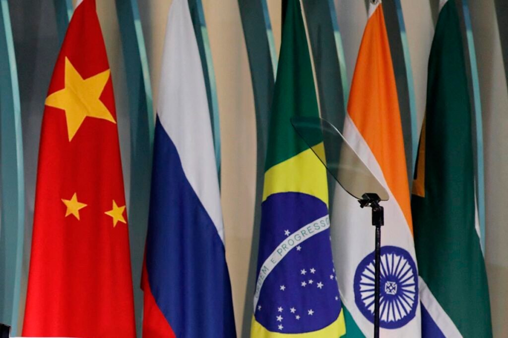 BRICS para todos.