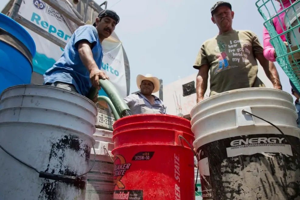 Agua para hacer gaseosas.