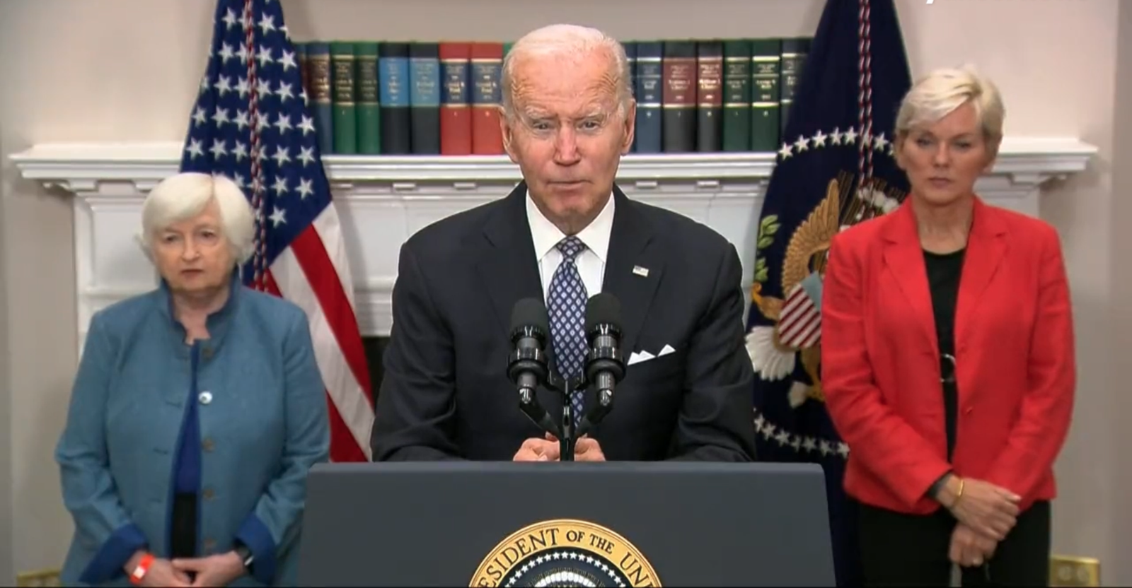 Más impuestos para las petroleras.