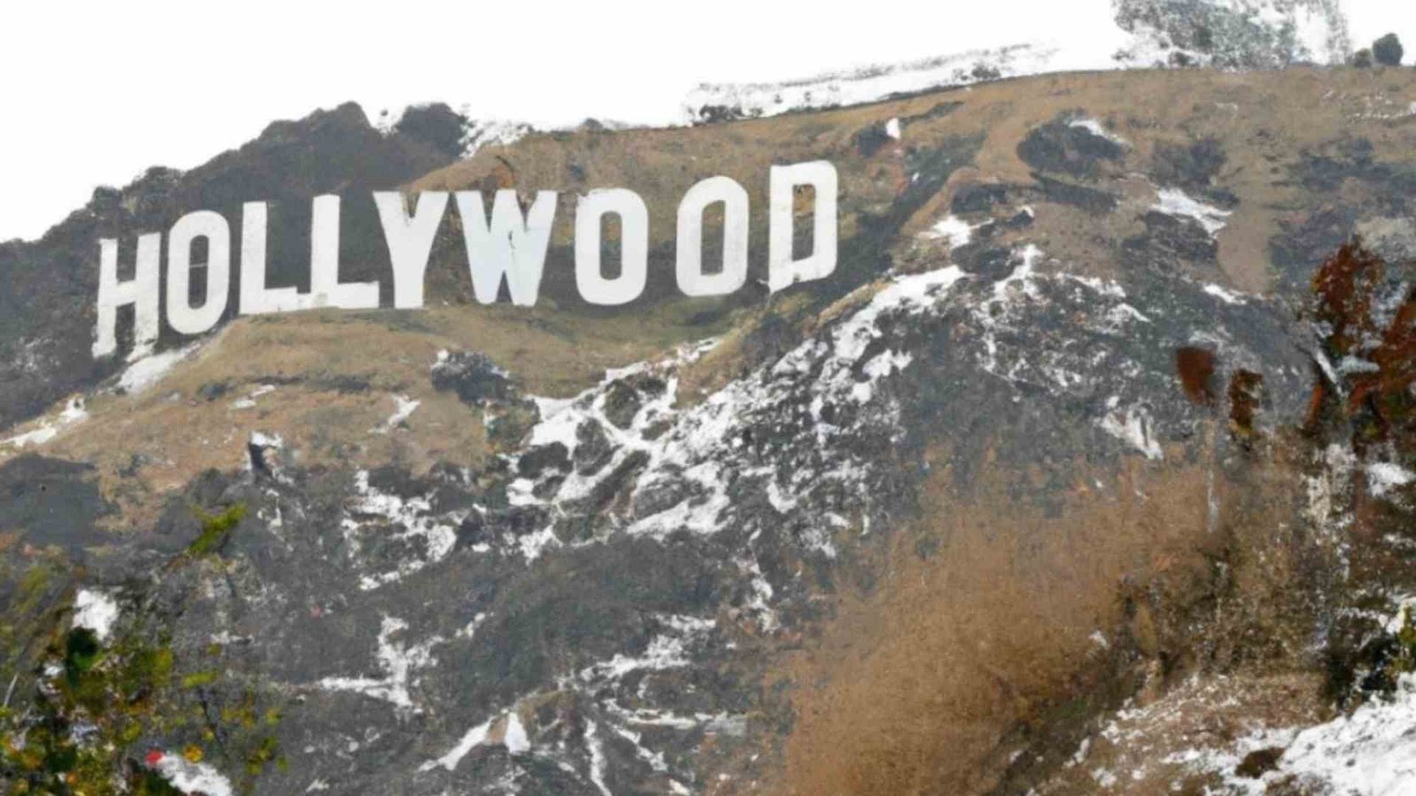 California bajo 2 metros de nieve.