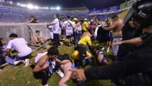 Estampida mortal en El Salvador.