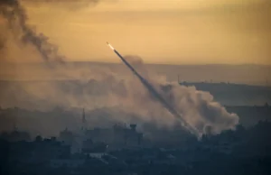 Hamas ataca a Israel ataca a Hamas ataca a Israel...