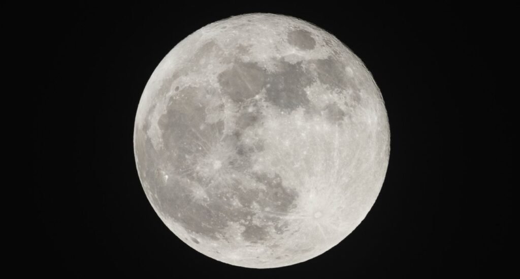 Más de 4 mil millones de años.