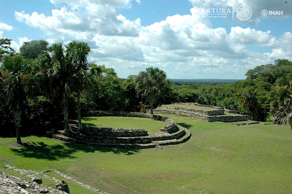 Hallado templo a Kukulkán en Campeche.