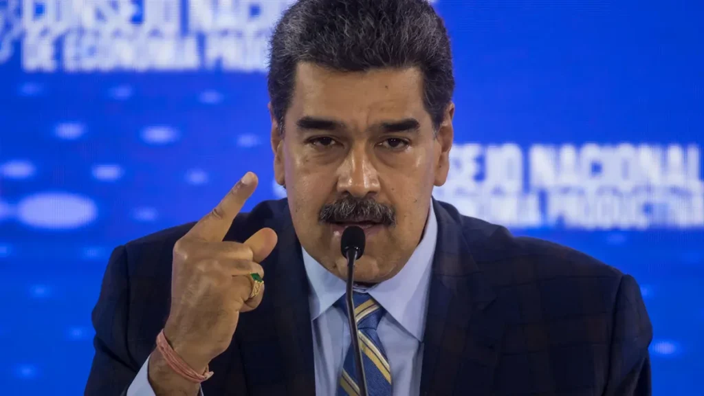 Maduro se reúne con Mohamed Irfaan Ali.