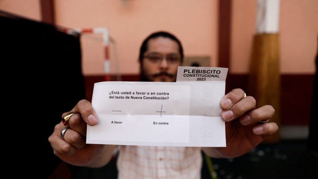 Ni constitución de izquierda, ni constitución de la derecha.