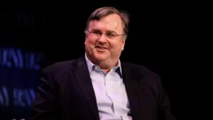 Reid Hoffman deja el consejo de Microsoft tras casi una década